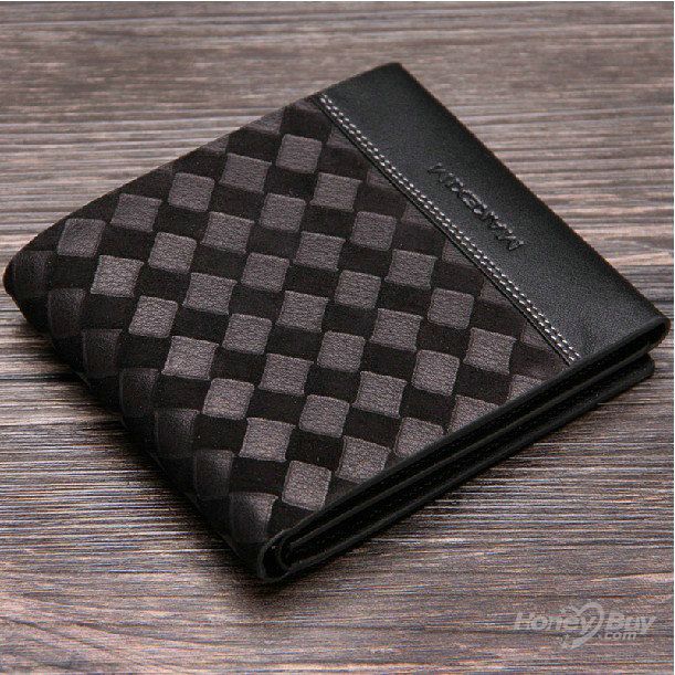 Pocket-Sized Style.