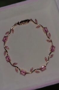Viral tulip bracelet